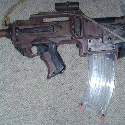 Endzeitlicher Bulpup Karabiner "Tavor"