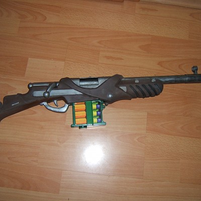 Hawk mit entferntem Handgriff und ausgetauschten Lauf (2)