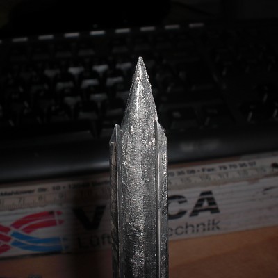 Fiktives Schwert komplett aus Kunststoff.