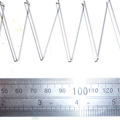 Die erste Halbfeder:
Schenkellänge 40mm
Breite 10mm