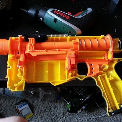 noch vollkommen unverändert, nur aufgeschraubt