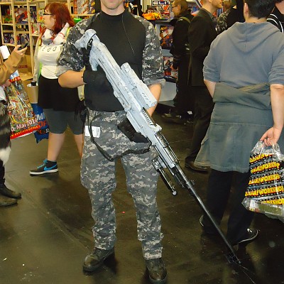 Bei Licht betrachtet sieht der Herr doch gleich viel freundlicher aus