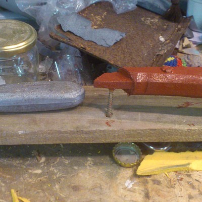 2014 06 03 13.54.42
WIP Teppichmesser (links das original)