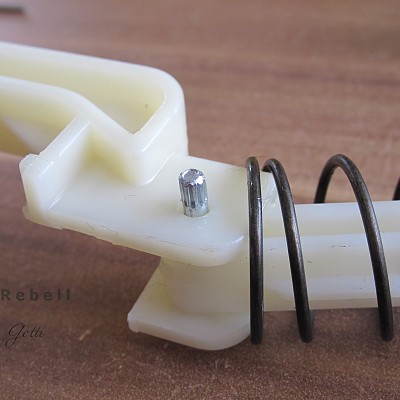 12. Plunger Demontage