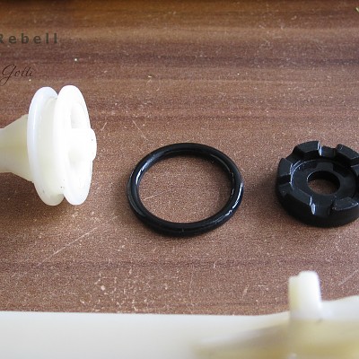 14. Plunger demontiert