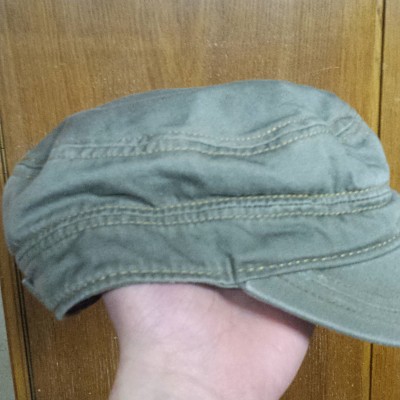 Alte Mütze aus meiner früheren Kindheit die mir (wer hätte es gedacht) noch passt (auf der größten stufe^^)