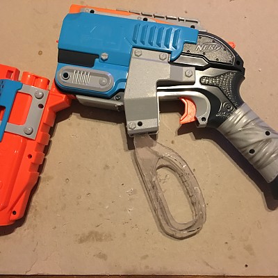 HIer sind noch Einzelteile verwendet, erst später wurde der Hebel verbunden