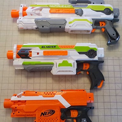 Größenvergleich der Klonulus mit den beiden Blastern die meiner Meinung nach die Hauptimpulse für die Entwicklung geliefert haben.