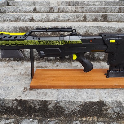 "Warshot Nr. 3" - Crackle Black