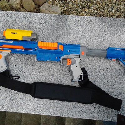 Raider - taktische Schulterstütze I