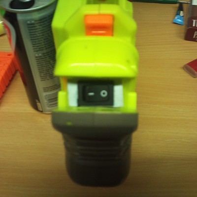 Die einpassung des Schalters