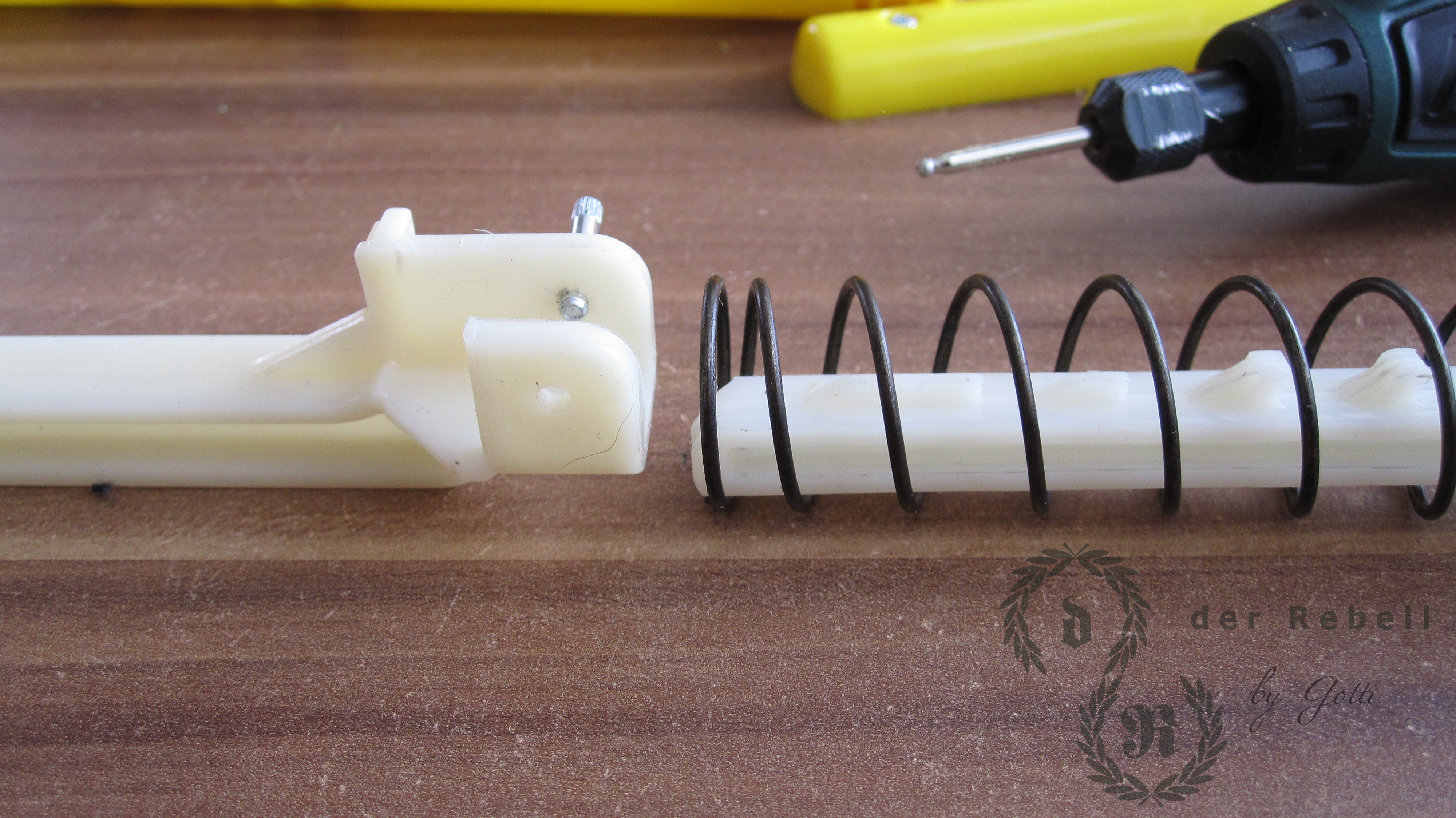 13. Plunger Demontage