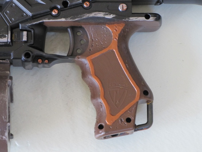 Alpha Trooper CS-16: "AK2012 Ivory"