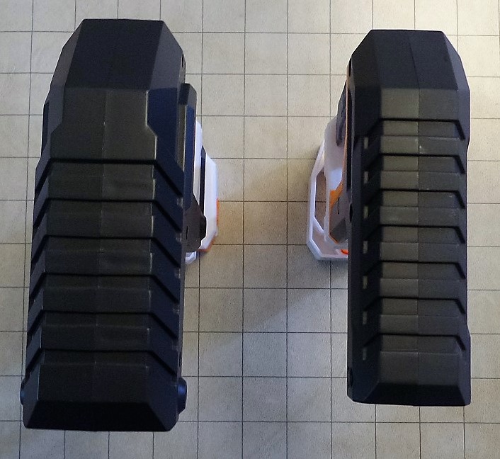 Das Endstück der Schulterstützen mit Maghalterung. Die Klonulus Version ist deutlich breiter.