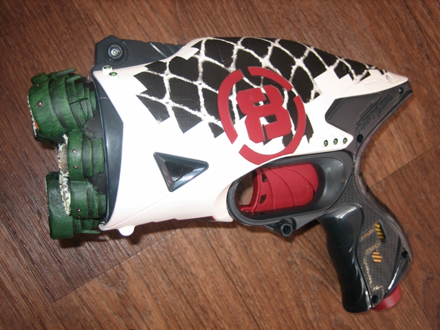 Eight Alien Gun links