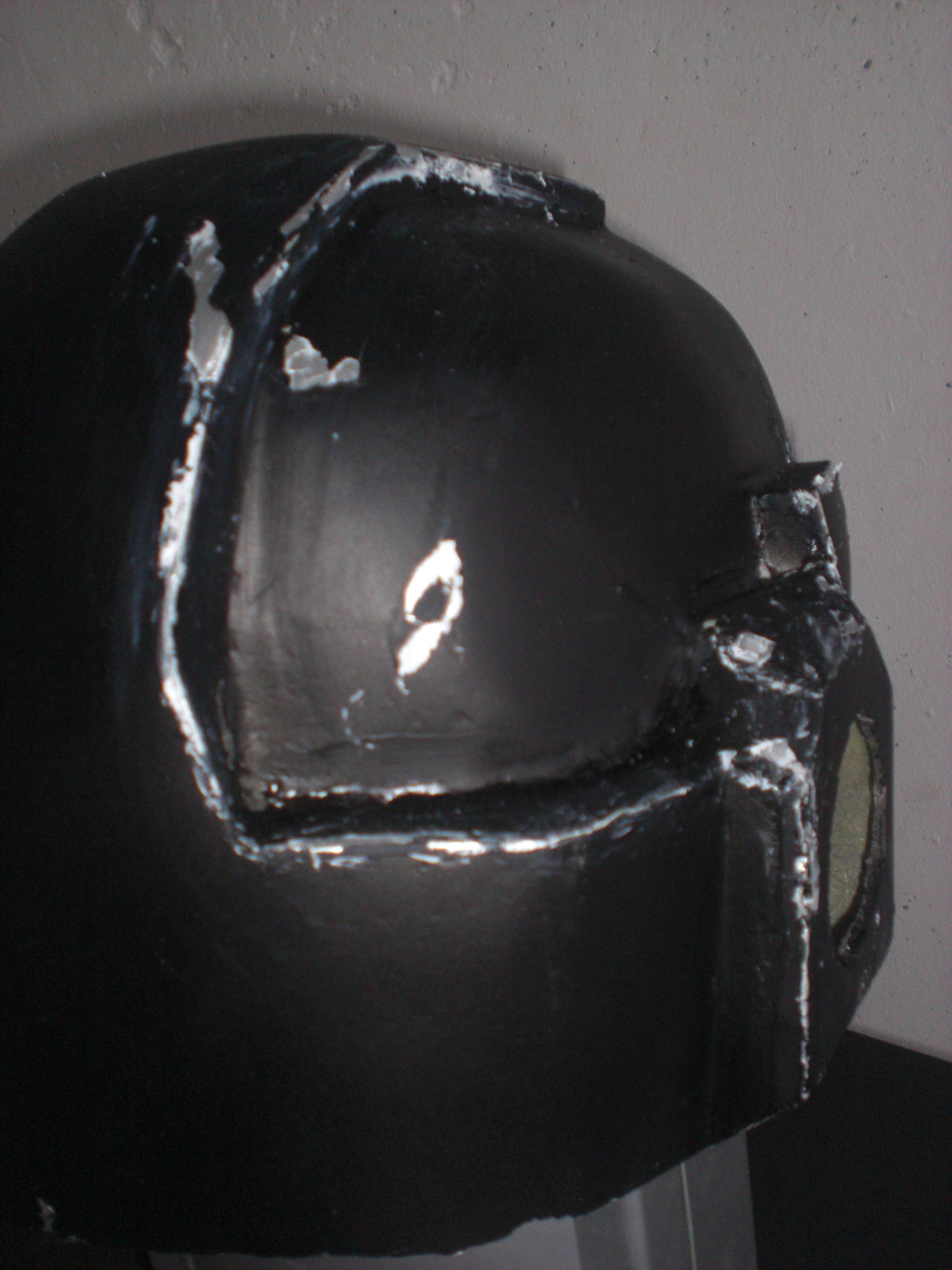 Erster Versuch des Helmes und noch nicht fertig.