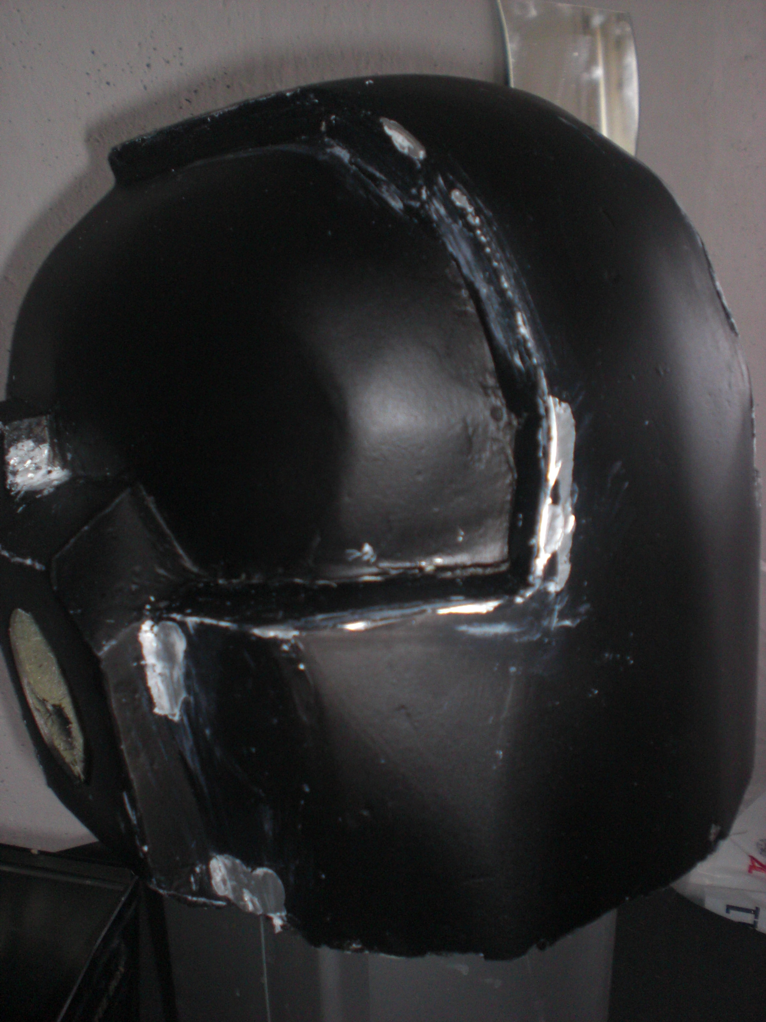 Erster Versuch des Helmes und noch nicht fertig.