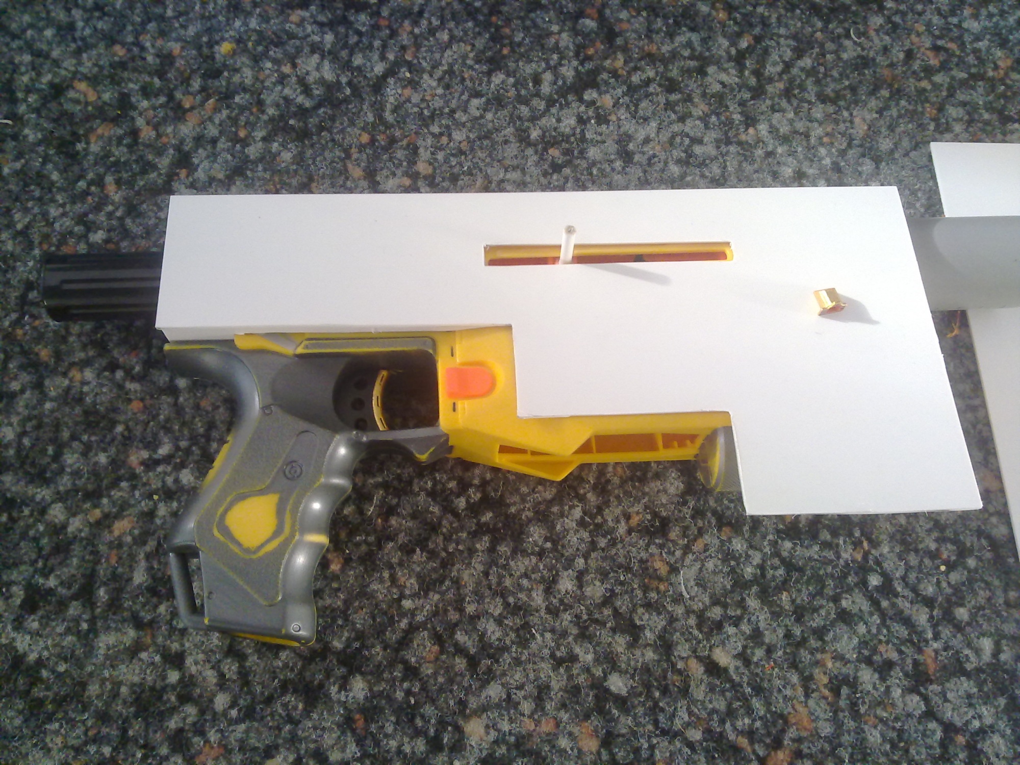 Gesamtansicht mit erster Seitenverkleidung