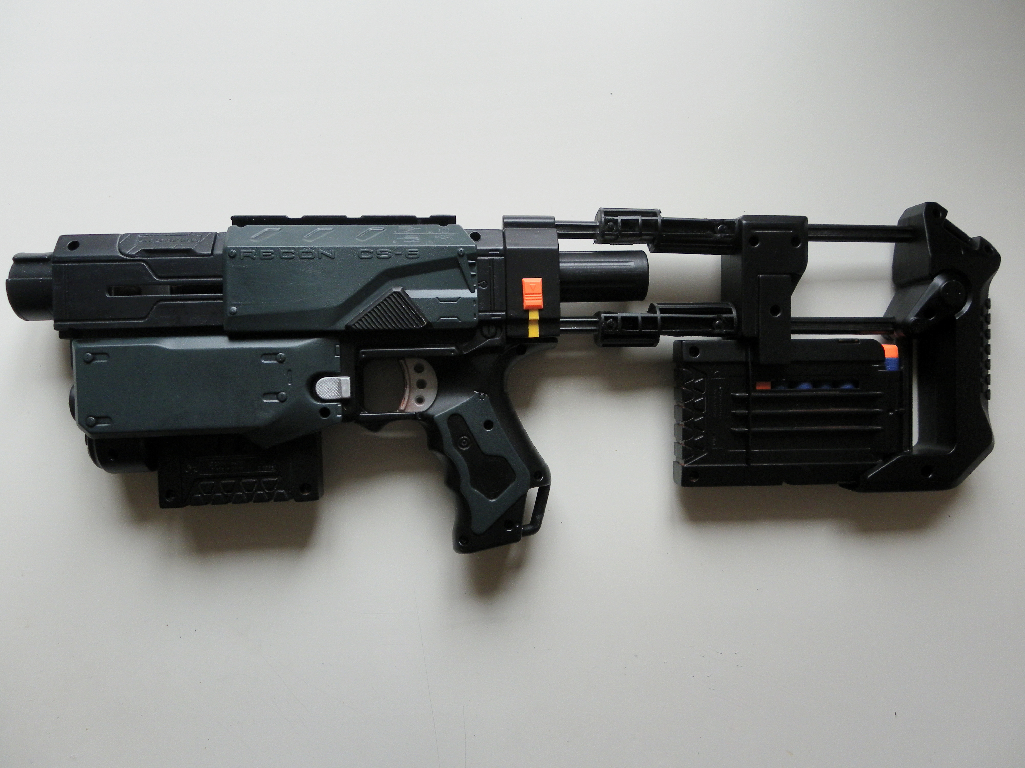 NERF Recon + Schulterstütze