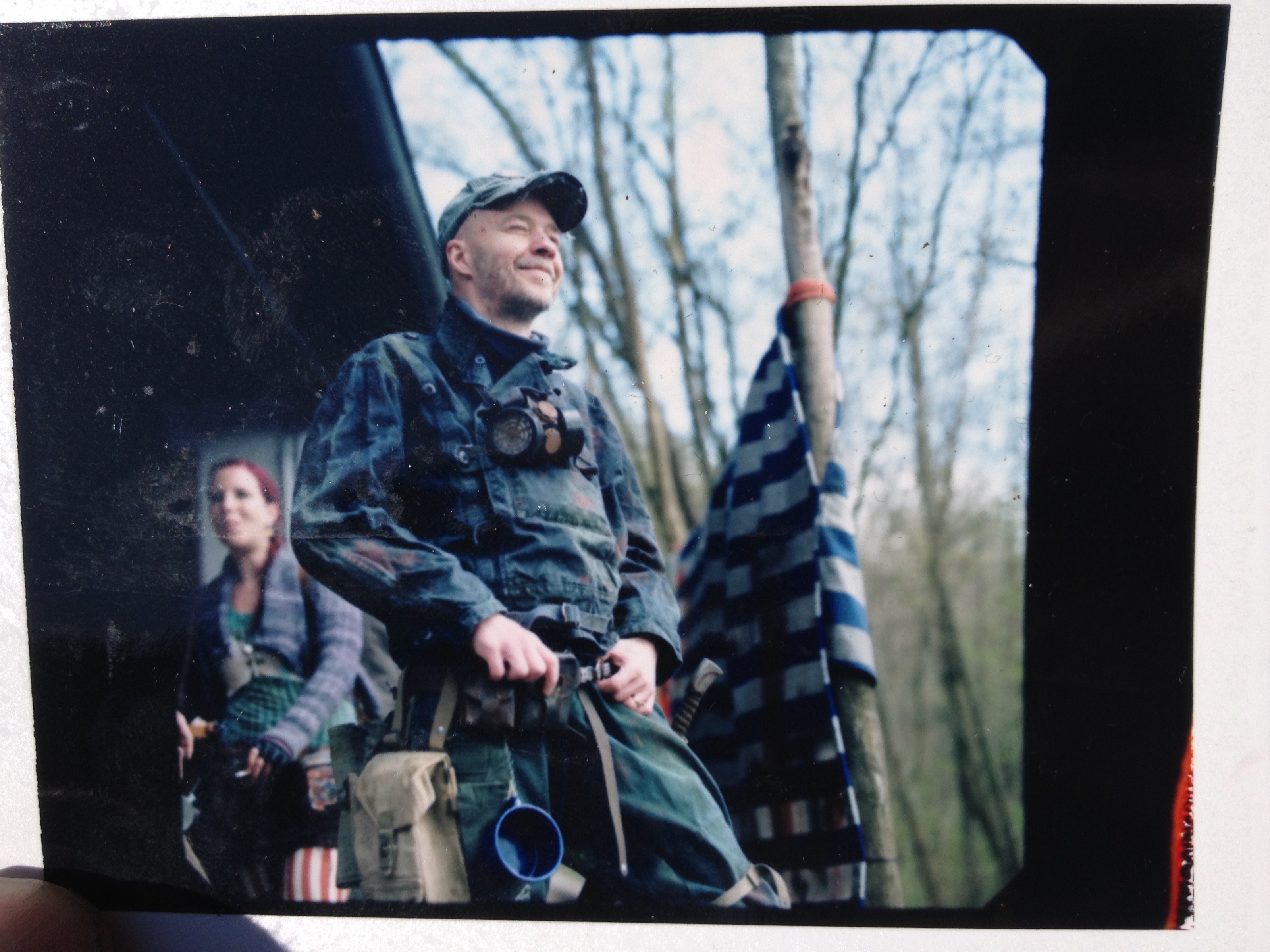 Schorsch Meier aus der Noris genießt die Frühlingssonne auf dem Radhole Nähe Coreburg