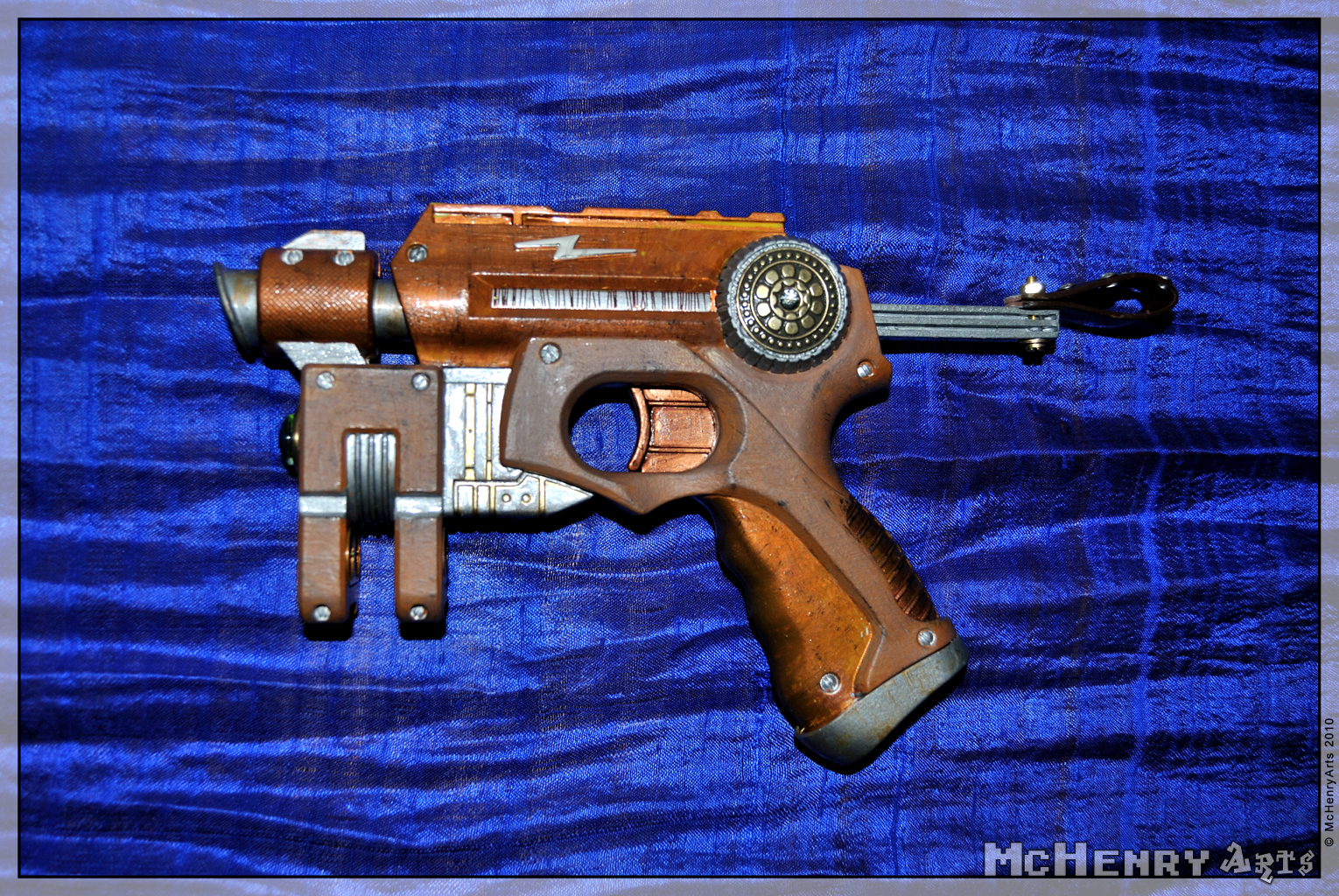 Steampunk Nite Finder 02