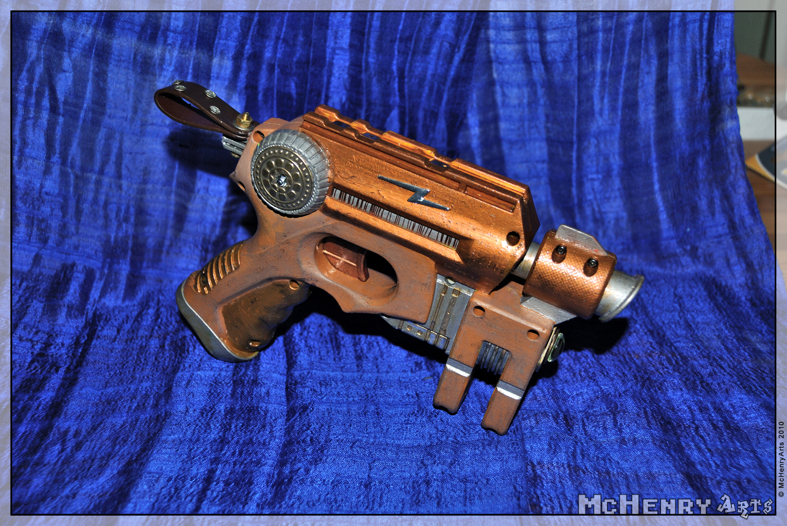 Steampunk Nite Finder 03