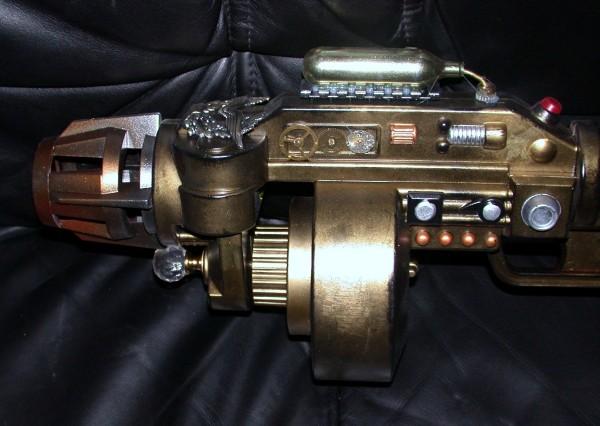 steampunk tommy details