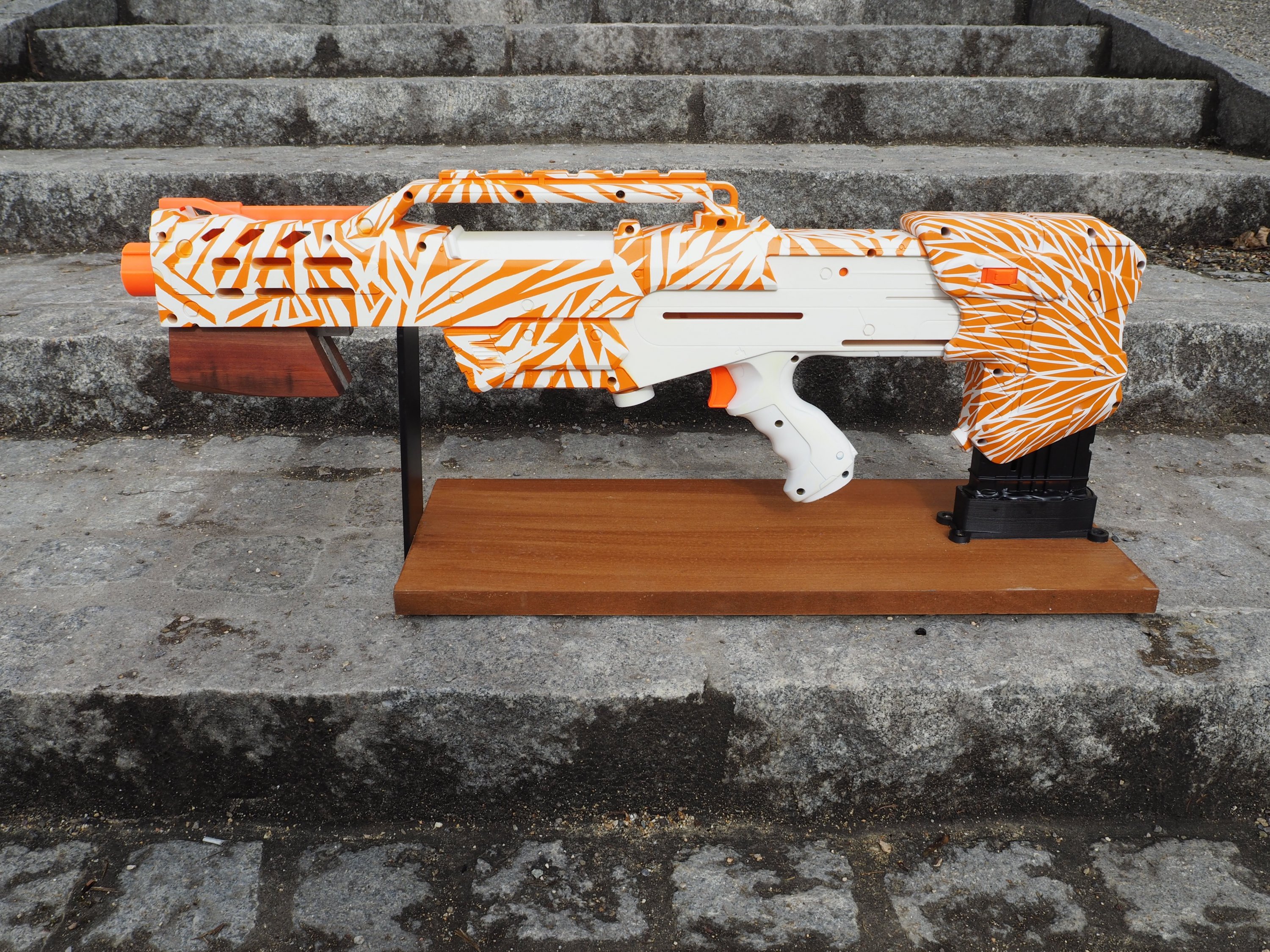 "Warshot Nr. 4" - Orange Zebra