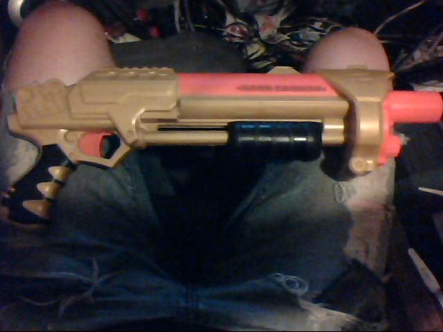 wird noch lackiert modding eig shcon vollzogen kommt evtl. noch nen komplettumbau